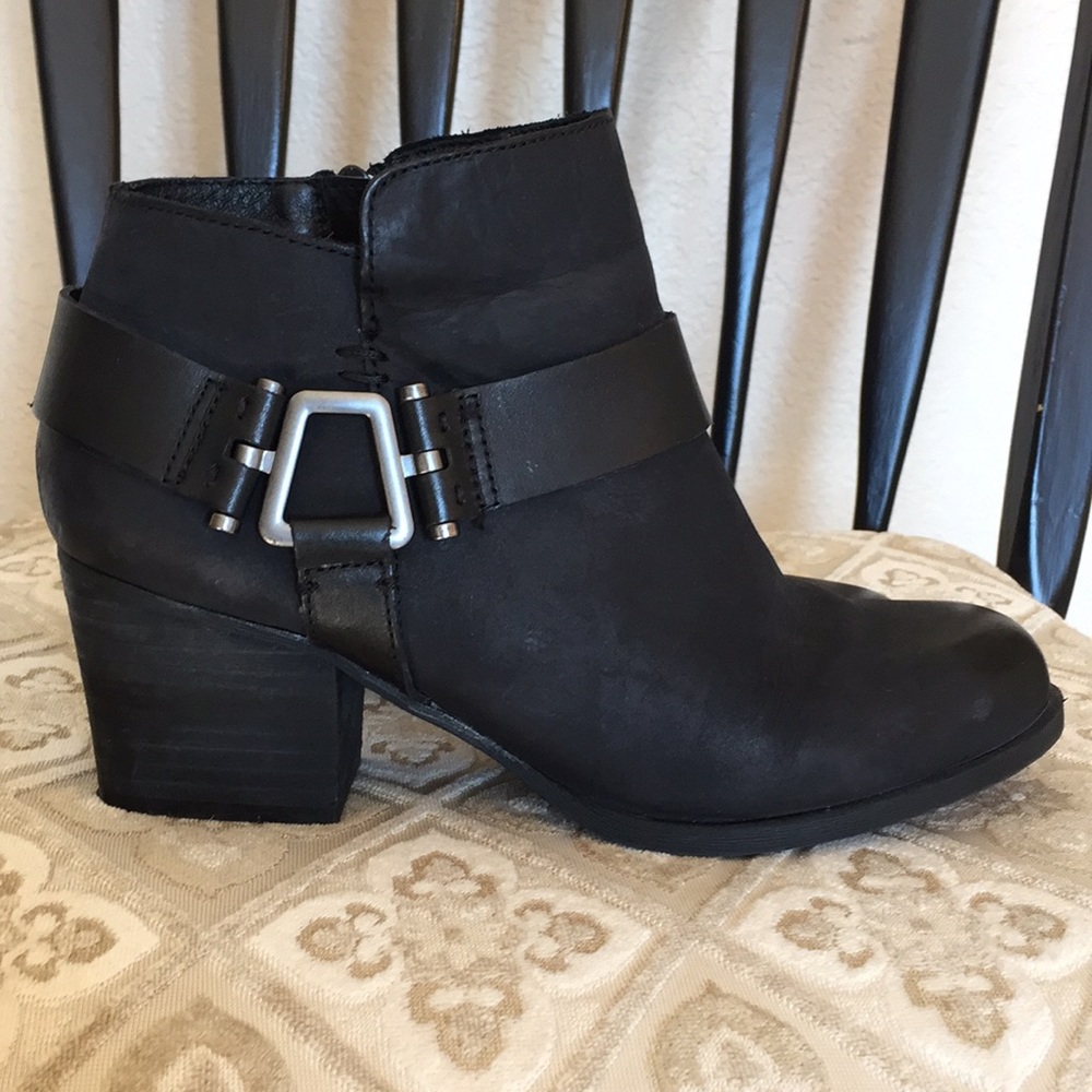 Black boots